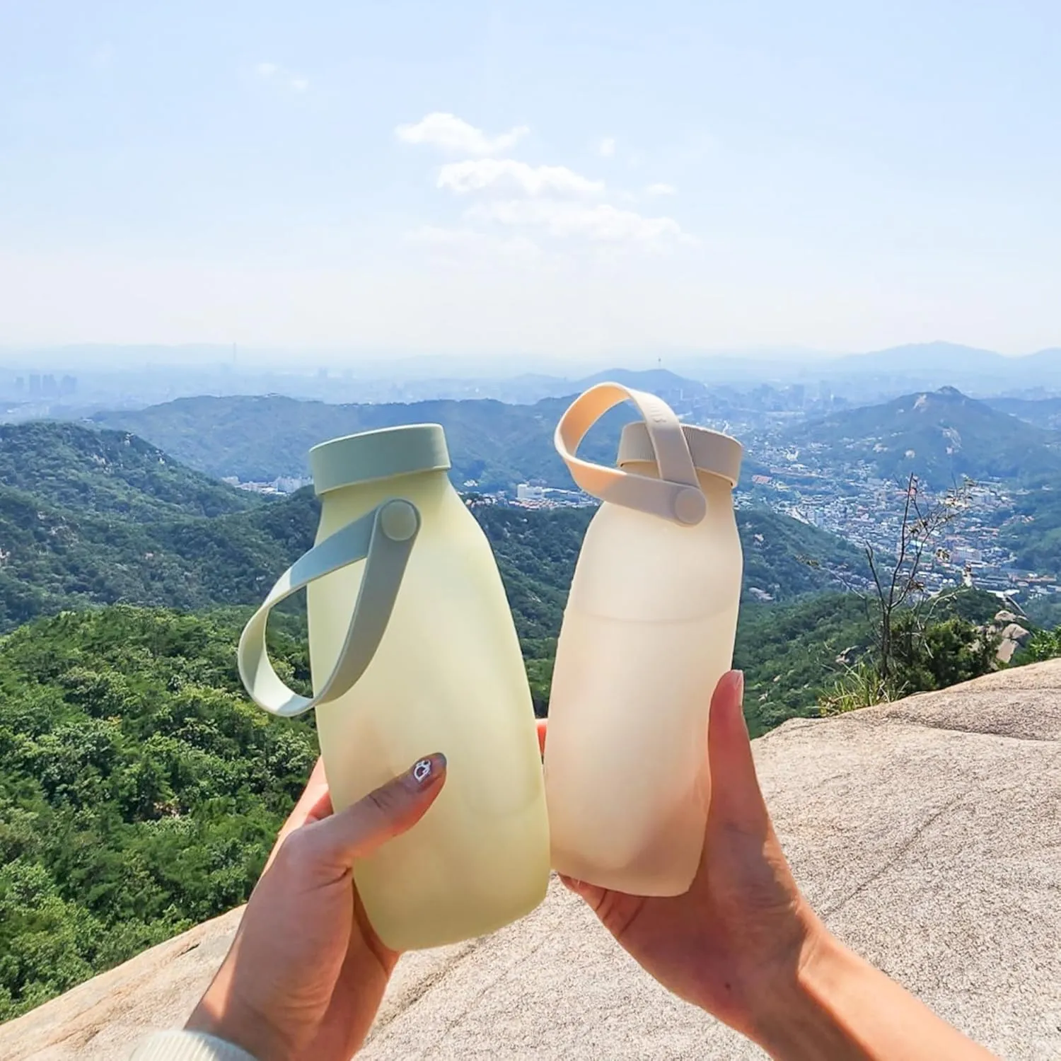 BLUE GINKGO Collapsible Water Bottle [2-Pack]  Lightweight, Foldable Silicone Bottles for Travel, Hiking, and Camping (16.9oz, Made in Korea, Peach)